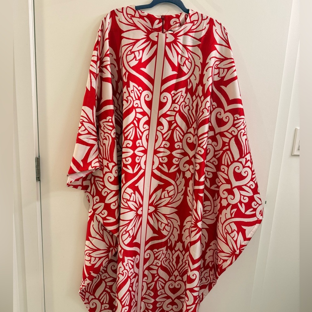 Limited edition Vibrant Red and White Patterned Maxi Dress - Picture 3 of 6